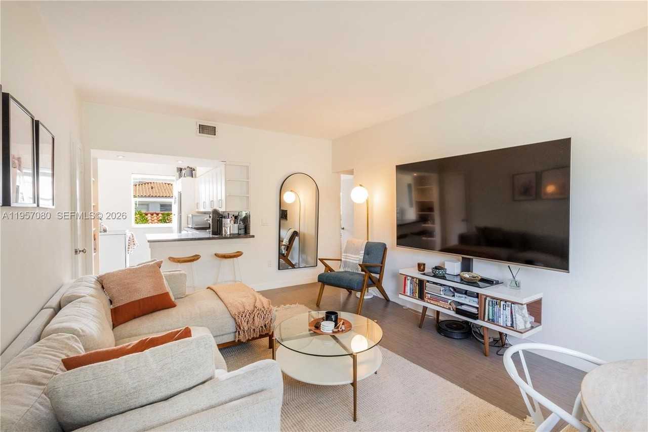 728 Lenox Ave, Miami Beach, FL 33139, USA