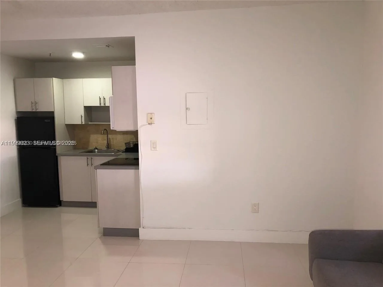 2730 Collins Ave, Miami Beach, FL 33140, USA
