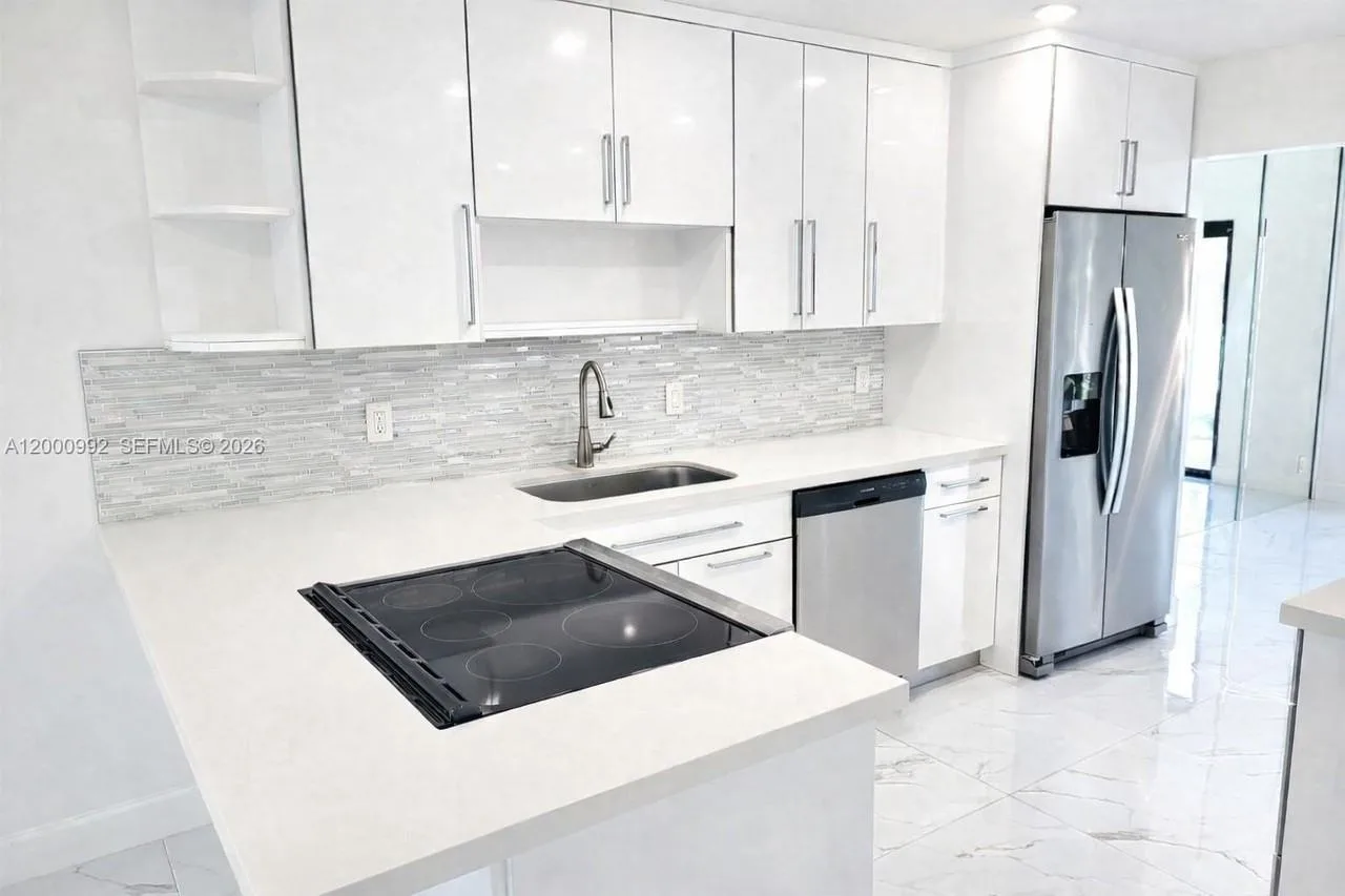 9723 N New River Canal Rd, Plantation, FL 33324, USA