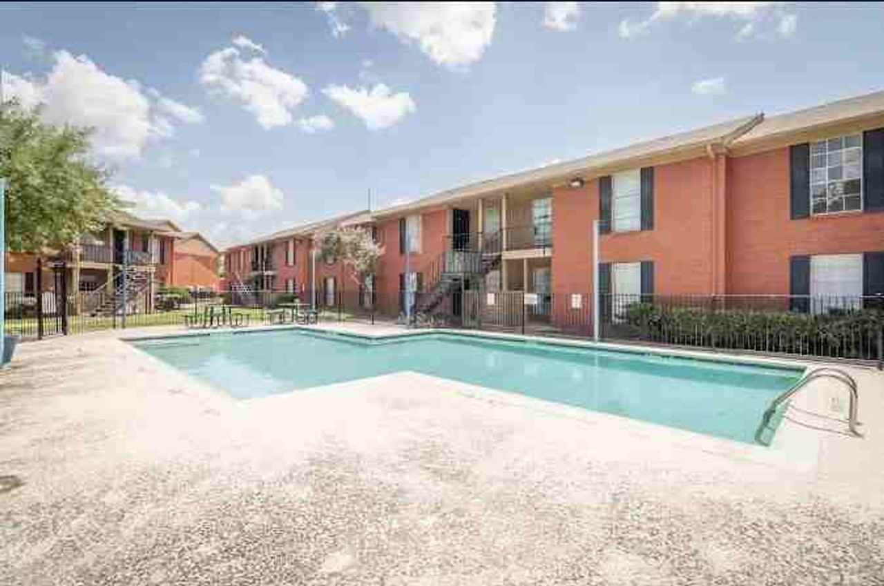 Stoneriver Apartments