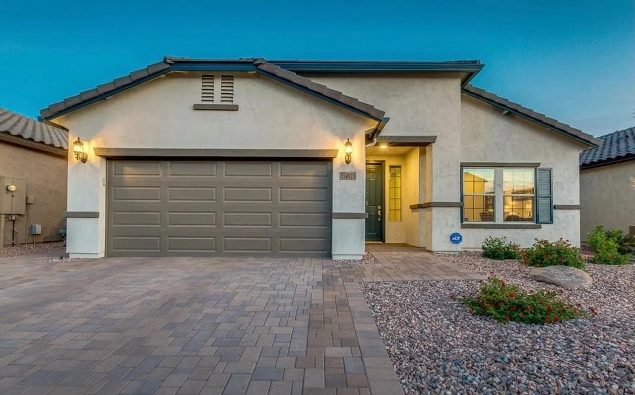10819 W Swayback Pass, Peoria, AZ 85383, USA