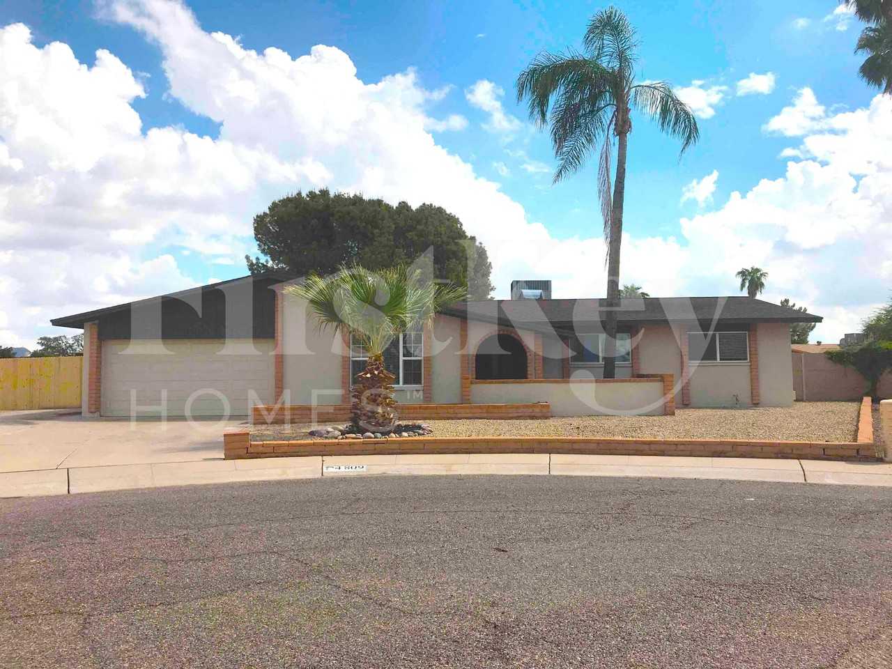4809 W Laurel Ln, Glendale, AZ 85304, USA