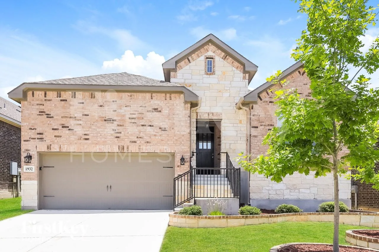 1932 Cronus Bnd, San Antonio, TX 78245, USA
