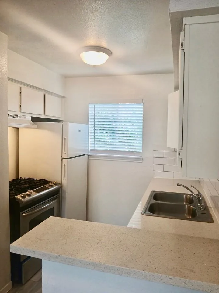 7818 Calhoun Rd, Houston, TX 77033, USA