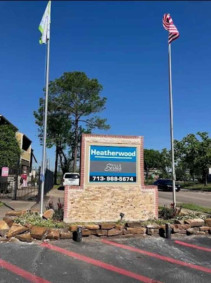 Heatherwood Apartments