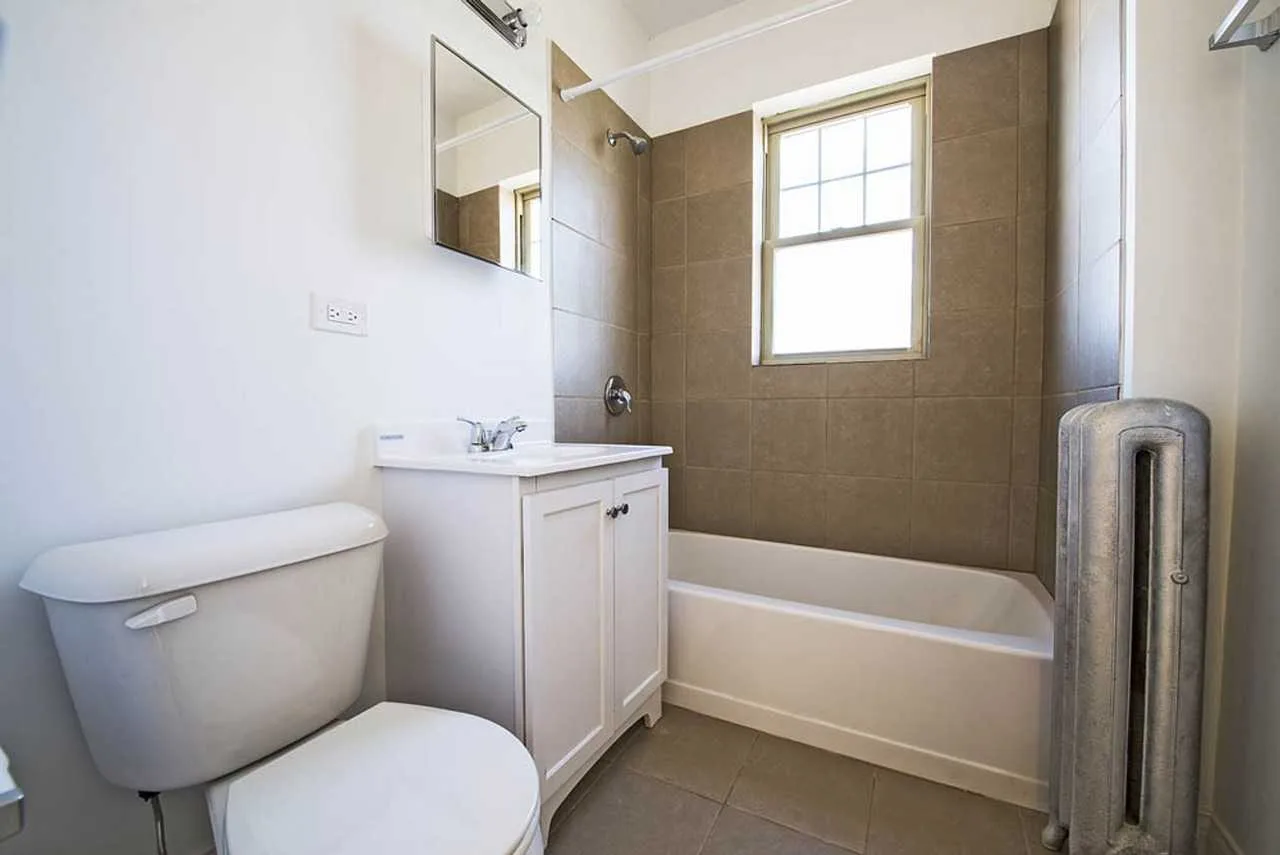 7800-06 S Morgan Chicago, IL 60620