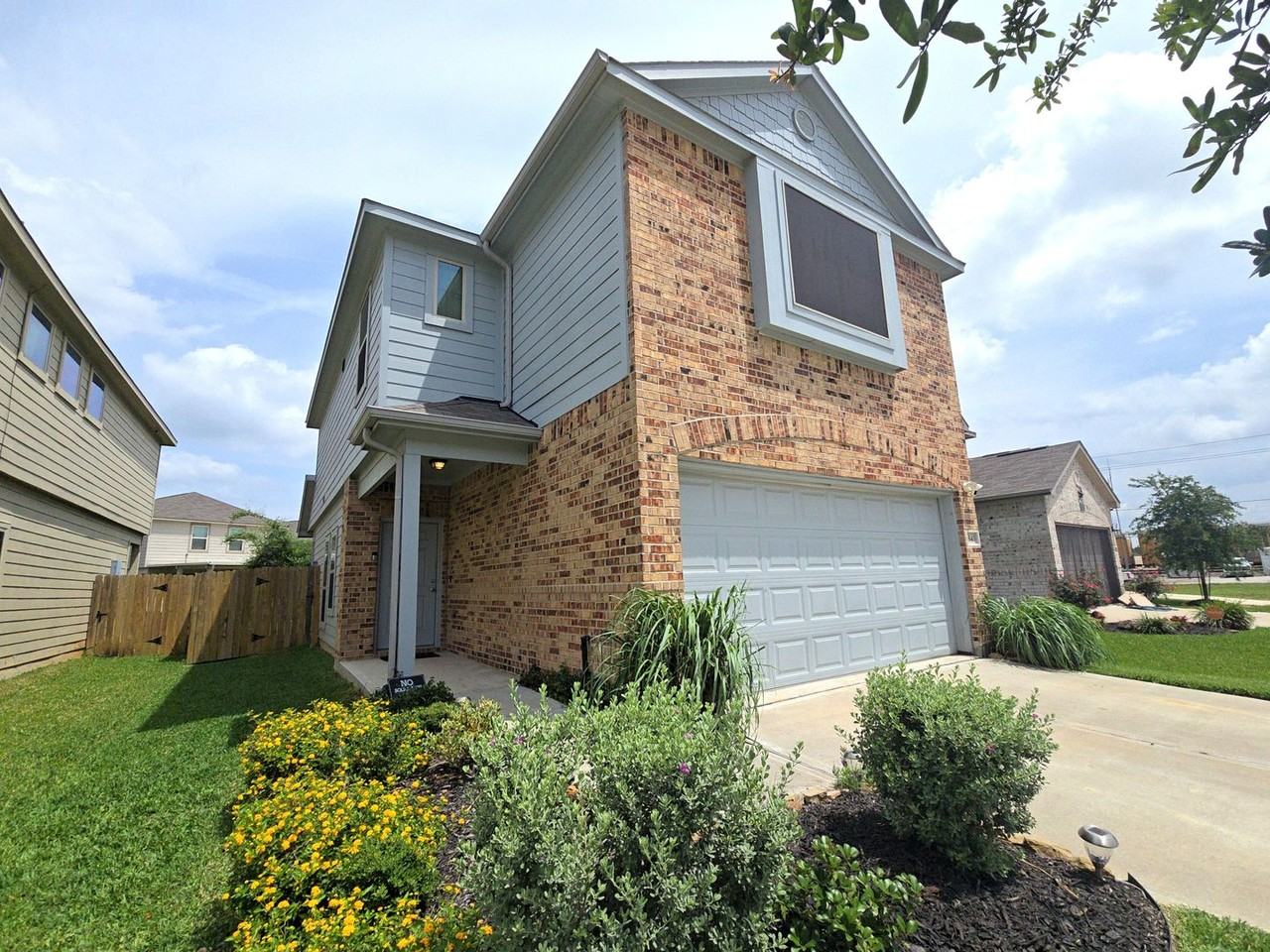 6543 Castle Loch Ct, Houston, TX 77048, USA