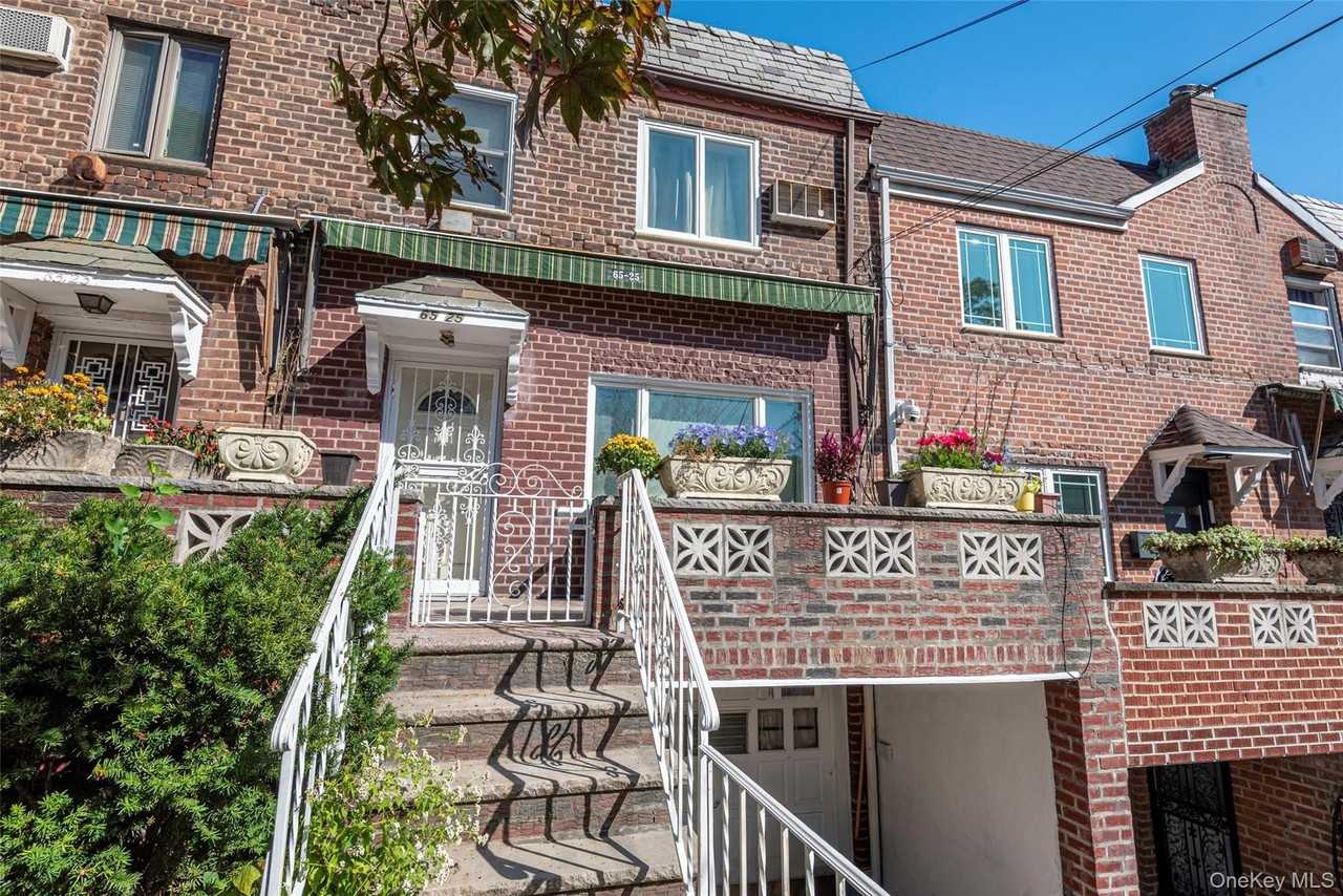 6525 Alderton St, Rego Park, NY 11374, USA
