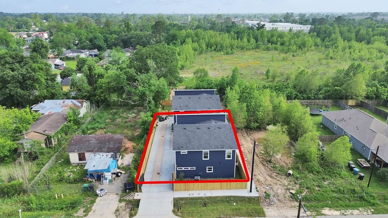 8102 Crestview Dr, Houston, TX 77028, USA