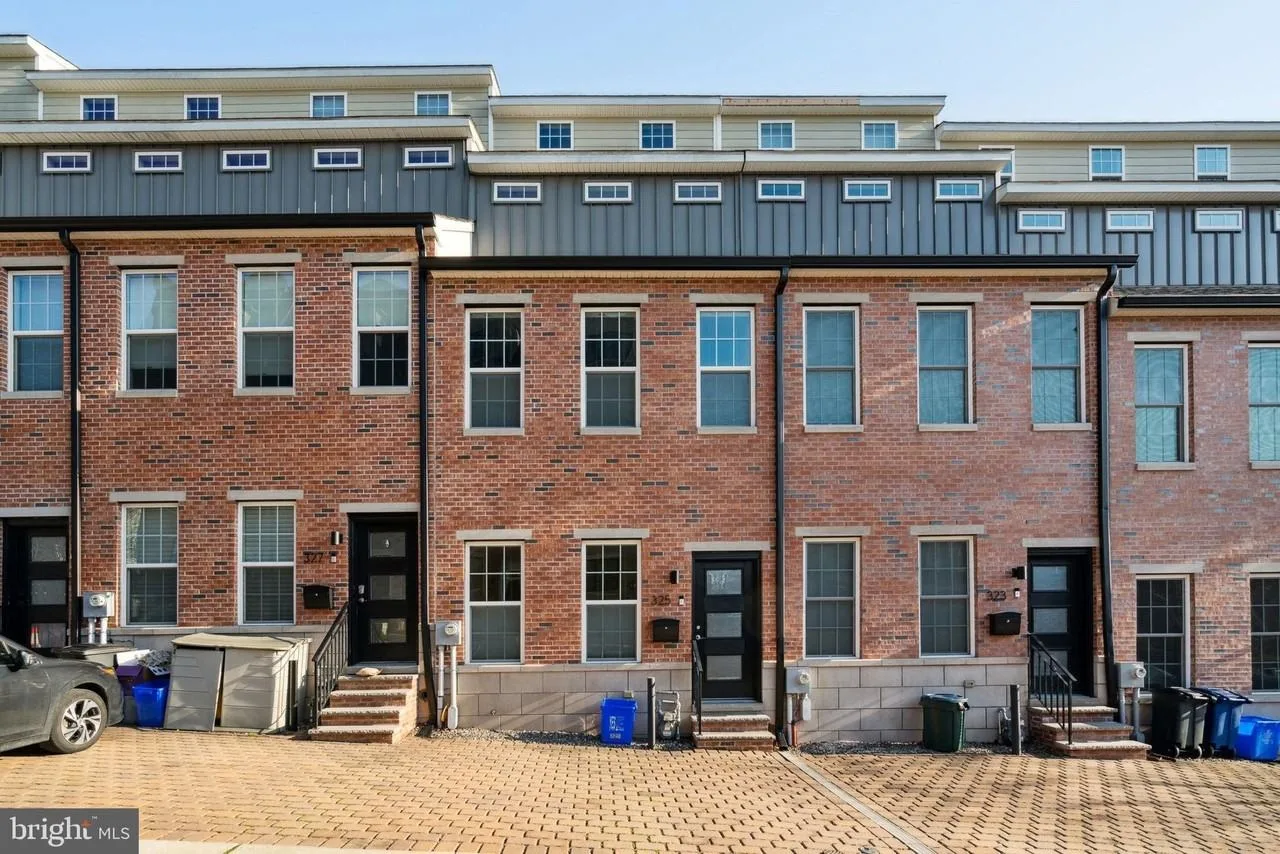 325 Wright St, Philadelphia, PA 19128, USA