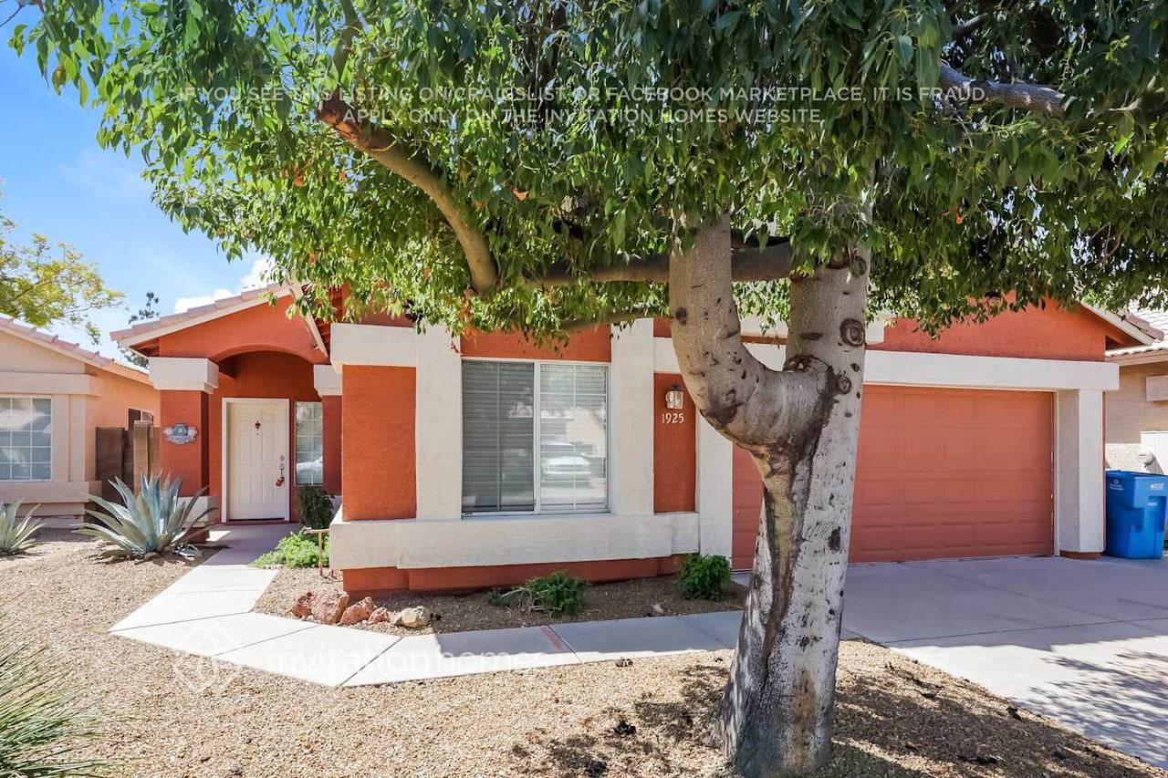 1925 E Fellars Dr, Phoenix, AZ 85022, USA