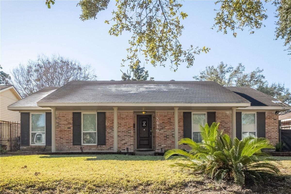 8419 Sharpview Dr, Houston, TX 77036, USA