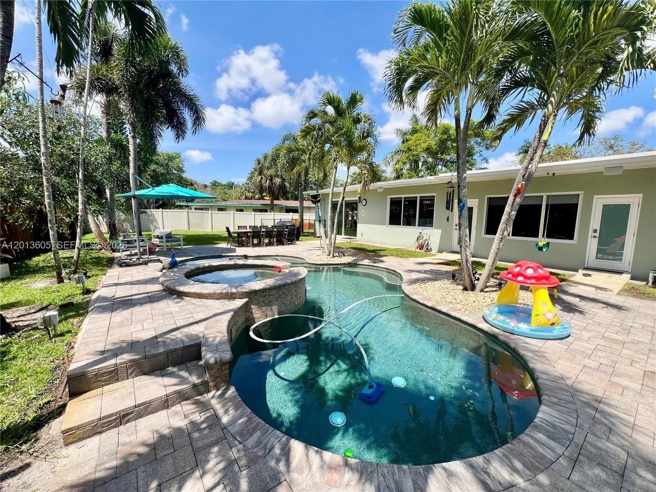 101 Sw 58th Ave, Plantation, FL 33317, USA