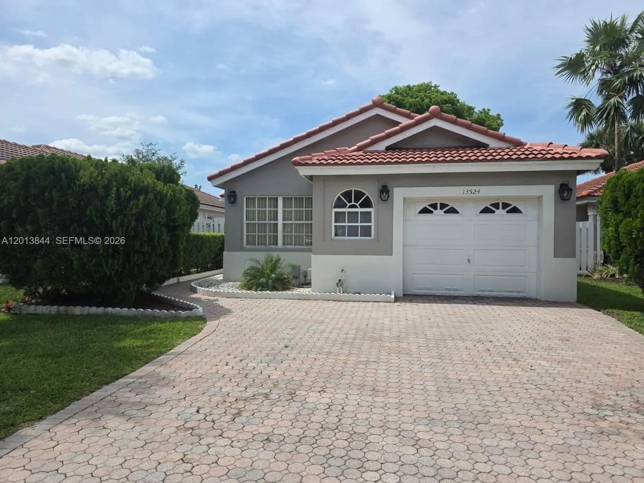 13524 Northwest 5th Court, Plantation, FL 33325, USA