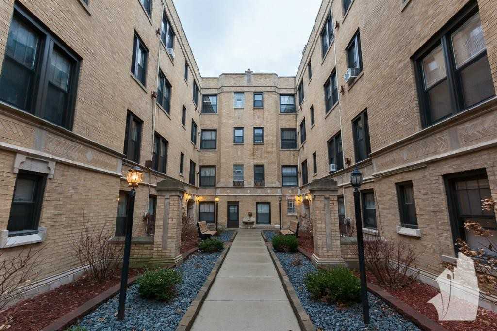 2840 North Orchard Street, Chicago, IL 60657, US
