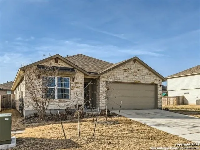9811 Bratten Rise, San Antonio, TX 78254, USA