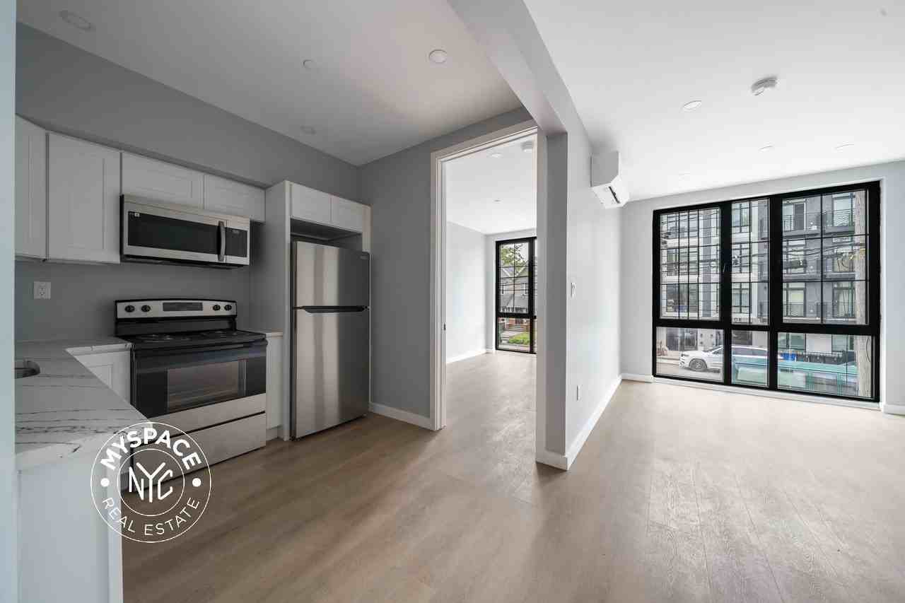 3509 Farragut Road, Brooklyn, NY 11210, USA