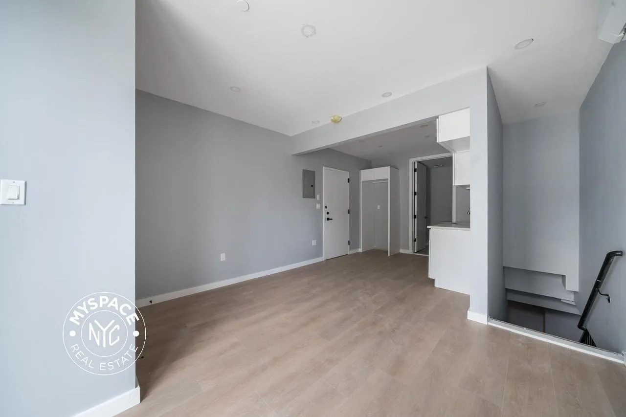 3511 Farragut Road, Brooklyn, NY 11210, USA