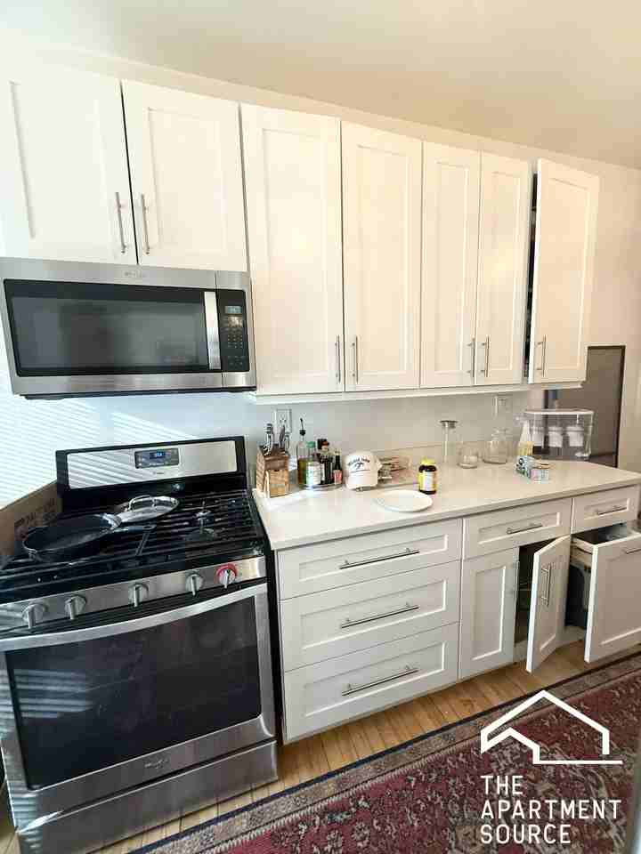 824 W Wrightwood Ave, Chicago, IL 60614, USA