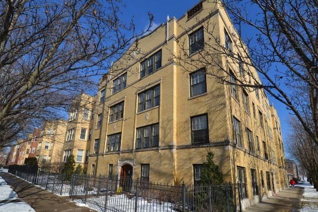 4303 North Francisco Avenue, Chicago, IL 60618, USA