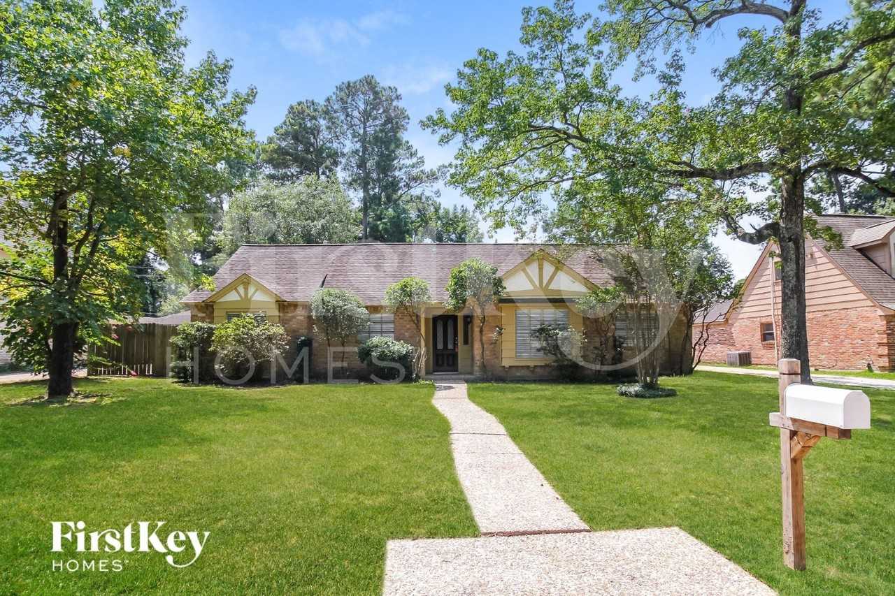 3811 Fernglade Dr, Houston, TX 77068, USA