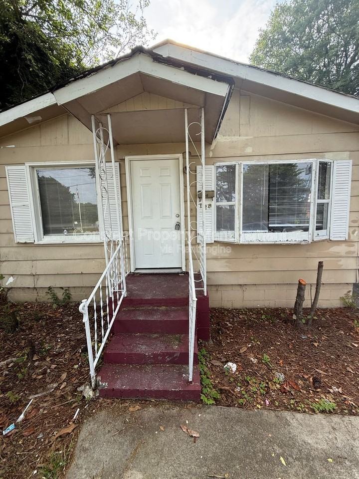 728 Key St, Macon, GA 31204, USA