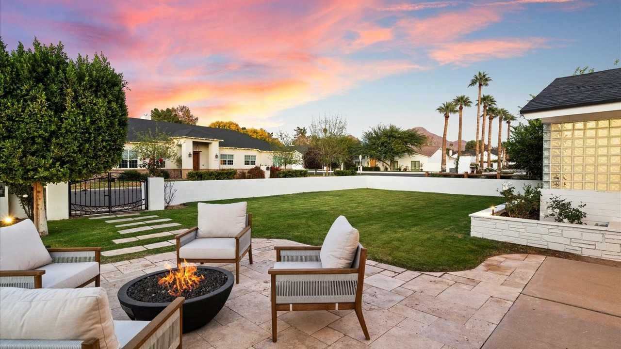 3827 E Hazelwood St, Phoenix, AZ 85018, USA