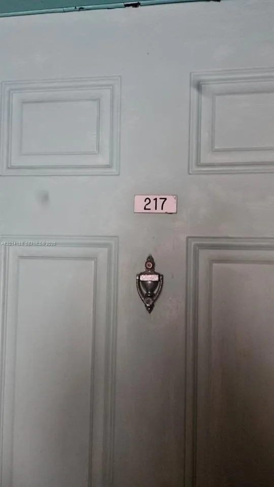 6801 Harding Avenue, Miami Beach, FL 33141, USA