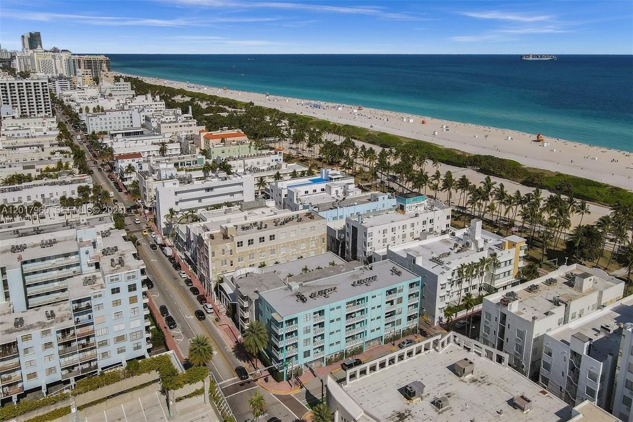 713 Collins Ave, Miami Beach, FL 33139, USA