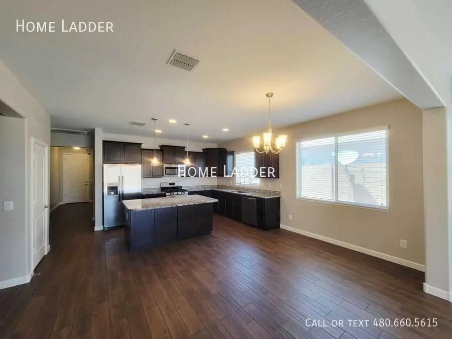13610 W Briles Rd, Peoria, AZ 85383, USA
