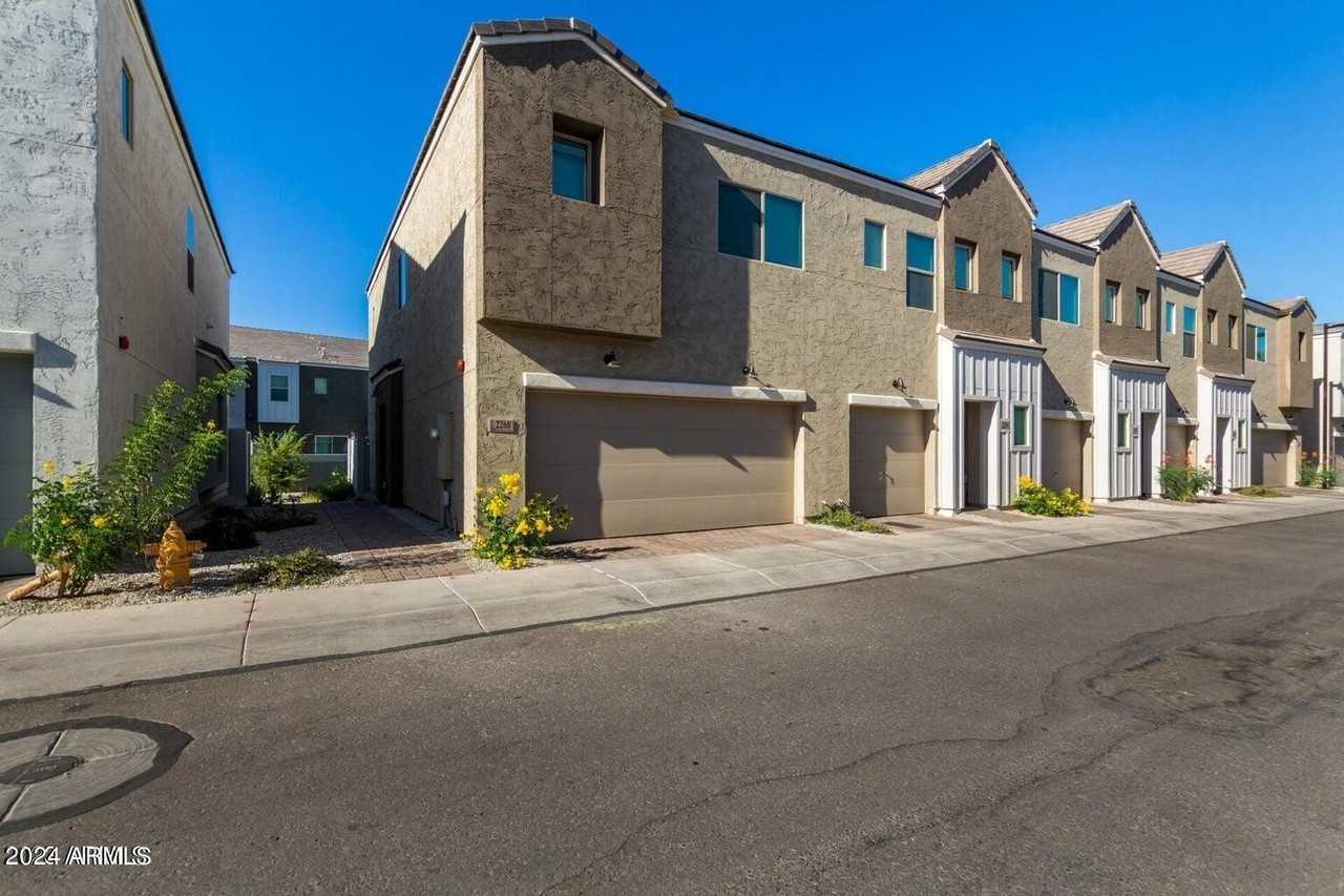 2268 W Laurie Ln, Phoenix, AZ 85021, USA