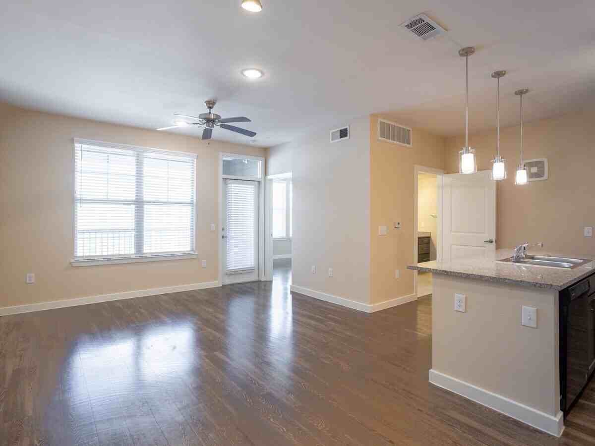 4071 Schurmier Rd, Houston, TX 77047, USA