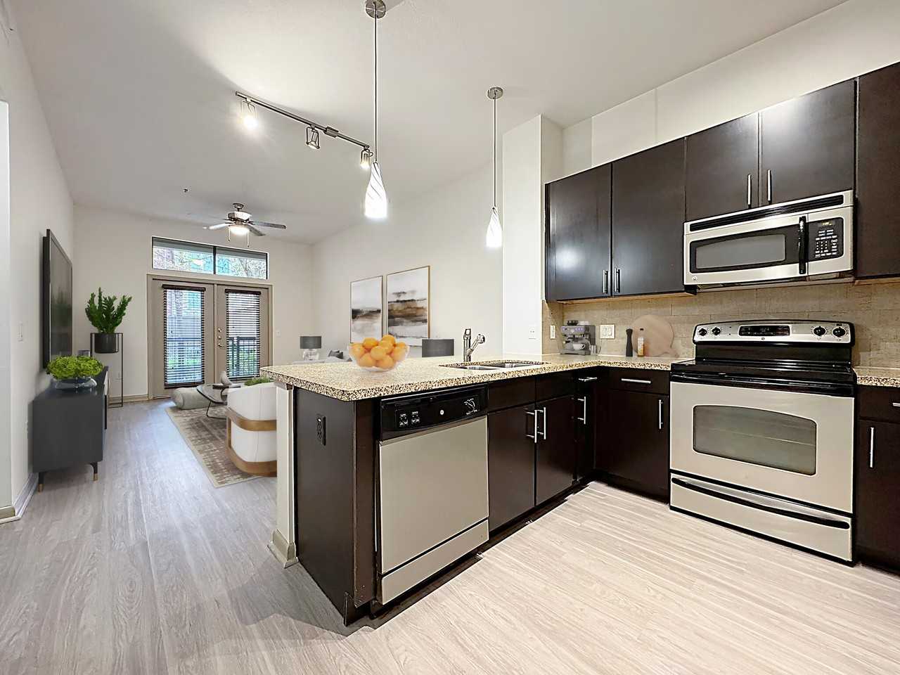 2899 Louisiana St, Houston, TX 77006, USA
