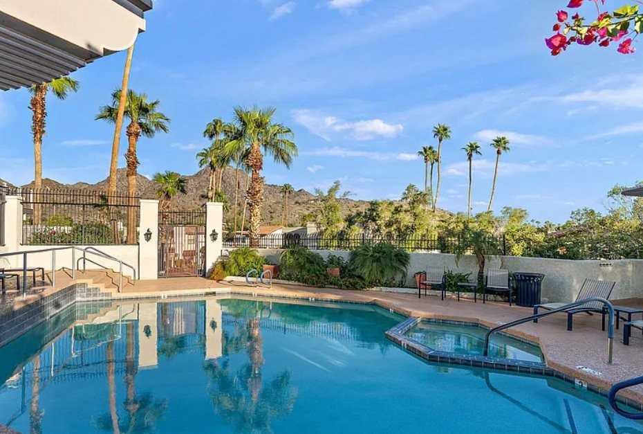 1820 E Frier Dr, Phoenix, AZ 85020, USA