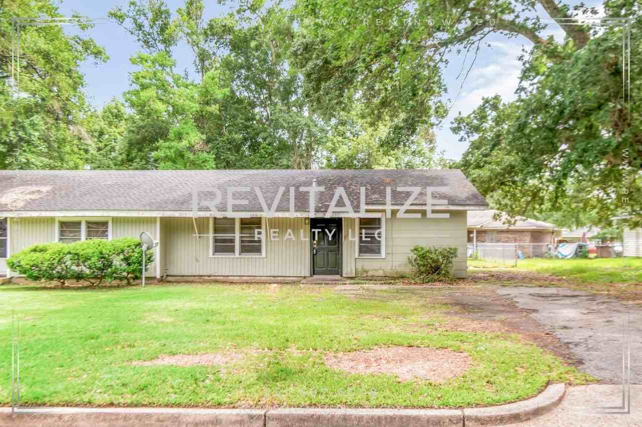 1815 Ogburn Avenue (Duplex)