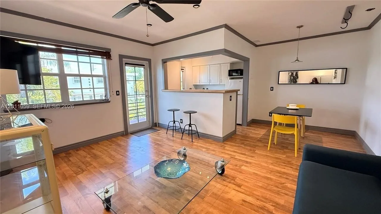 8600 Byron Avenue, Miami Beach, FL 33141, USA