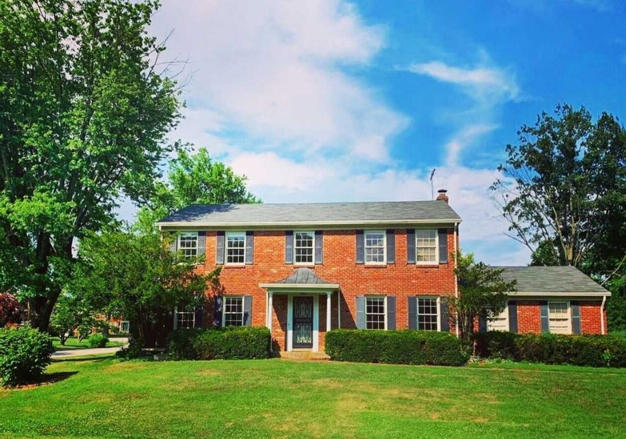 10806 Dartford Pl, Louisville, KY 40243, USA