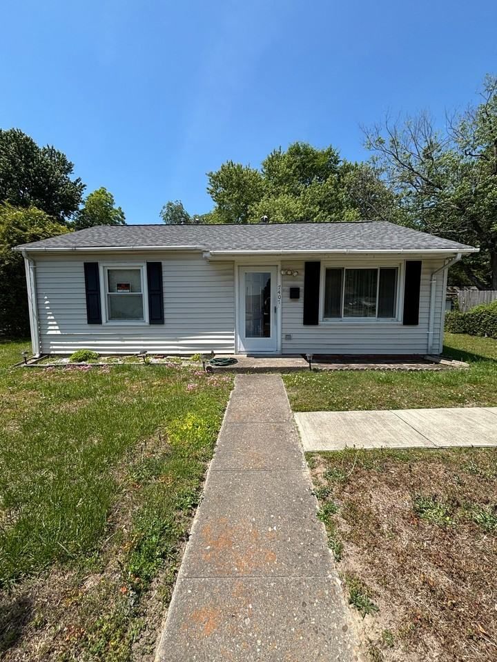 7407 Orcutt Ave, Newport News, VA 23605, USA