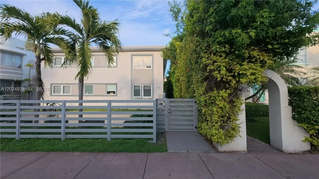 1035 Euclid Ave Apt 12, Miami Beach, FL 33139, USA