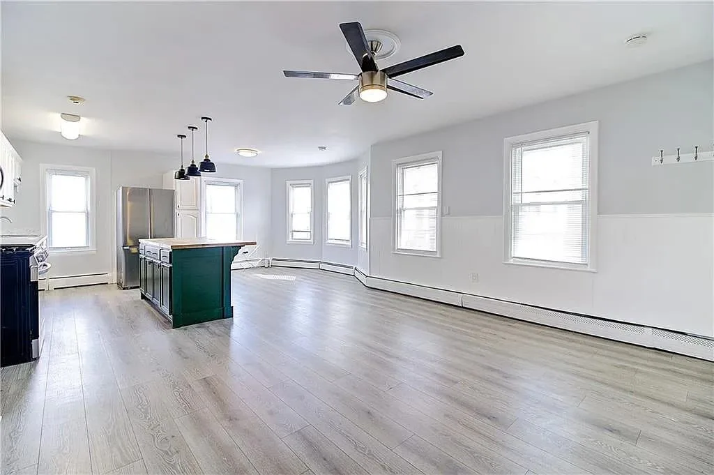 143 Tell Street, Providence, RI 02909, USA