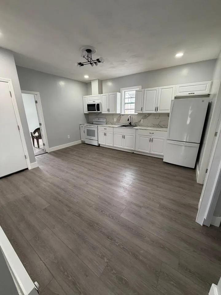 334 Admiral St, Providence, RI 02908, USA