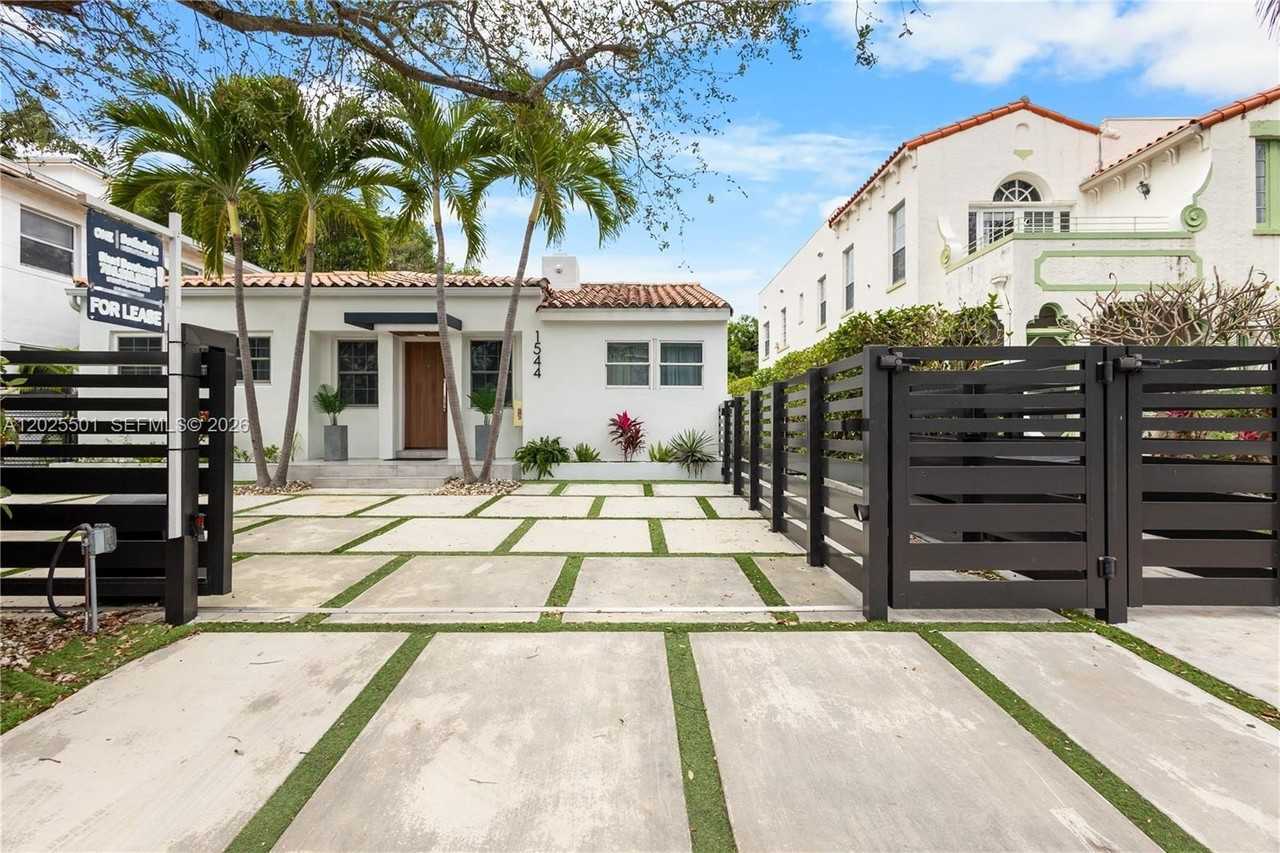 1544 Michigan Ave, Miami Beach, FL 33139, USA