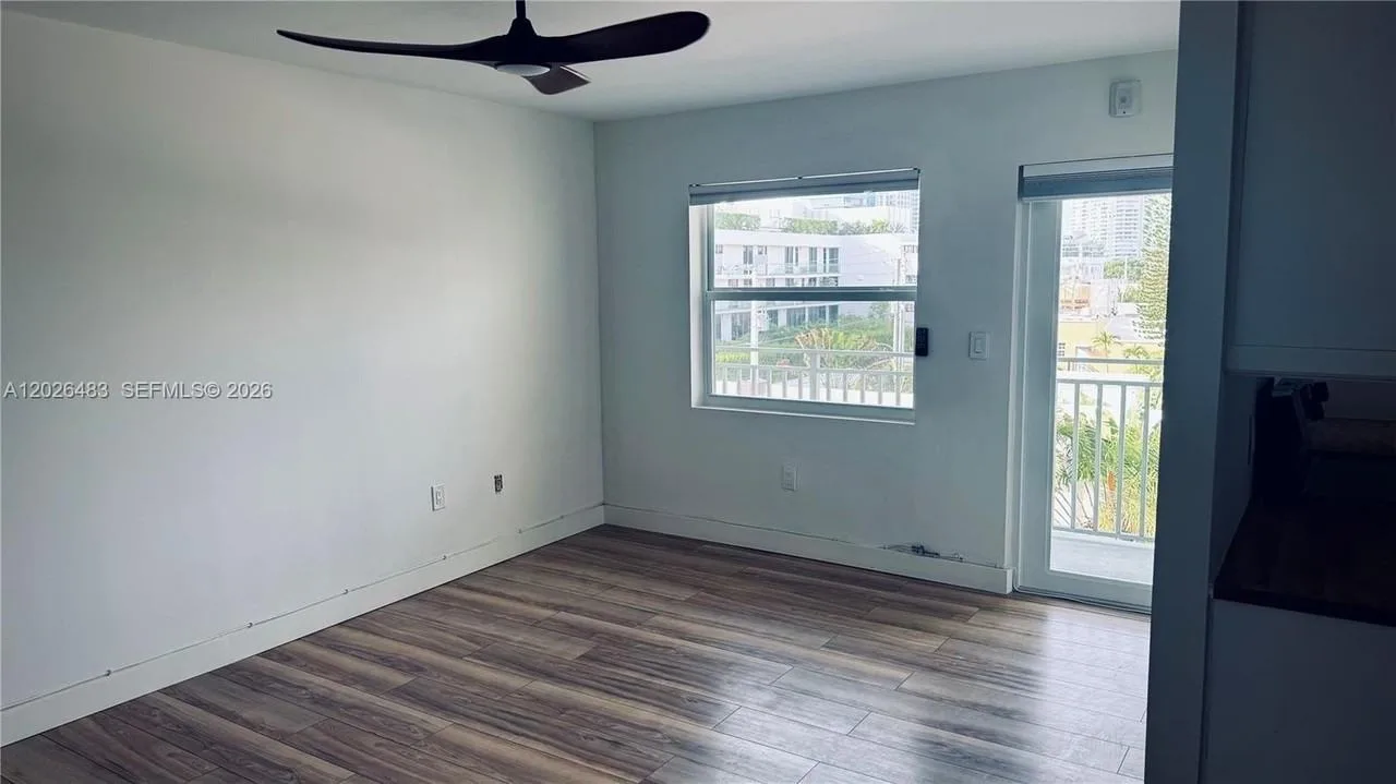363 Washington Ave, Miami Beach, FL 33139, USA