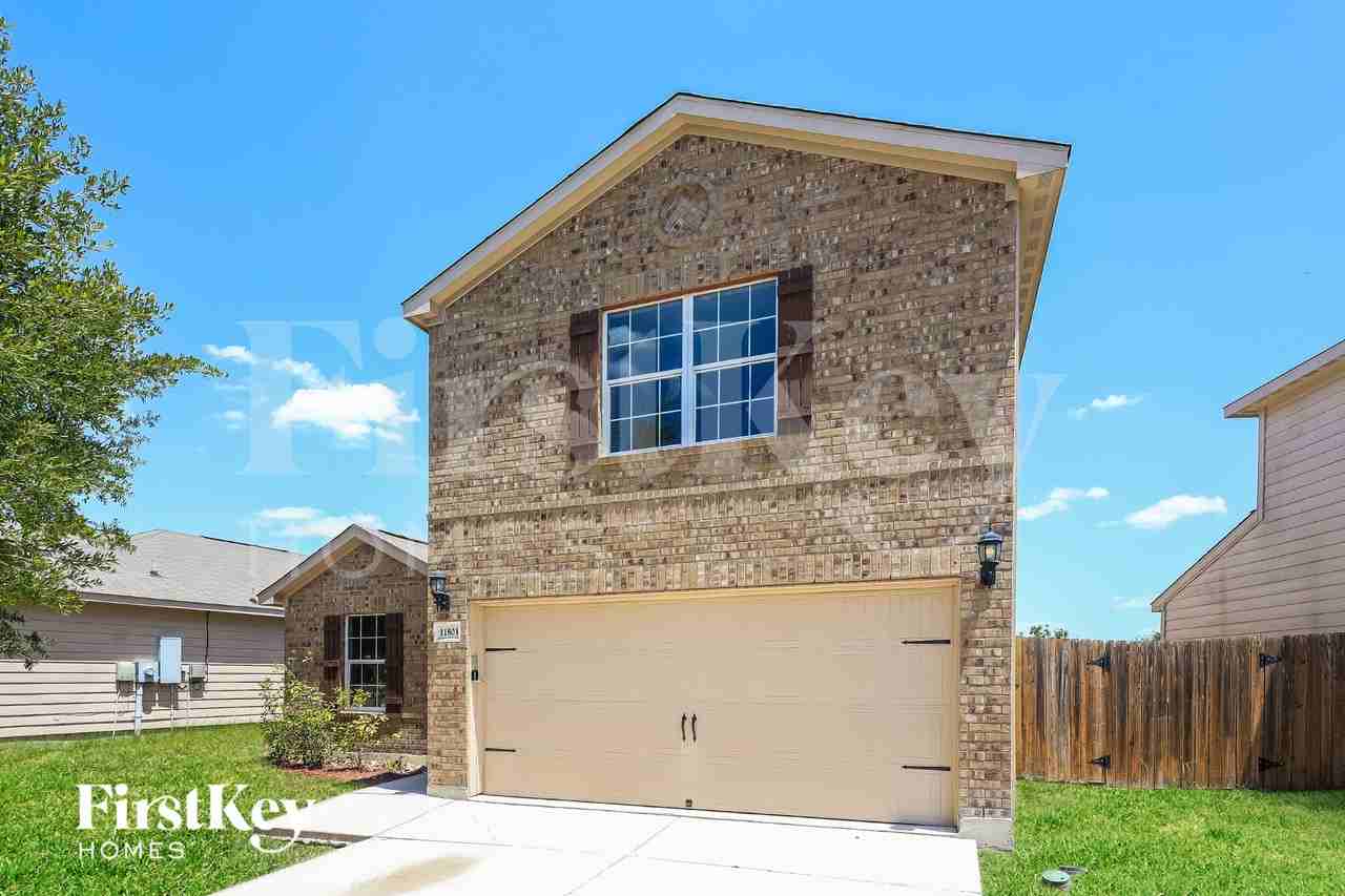 11803 Luckey Vis, San Antonio, TX 78252, USA