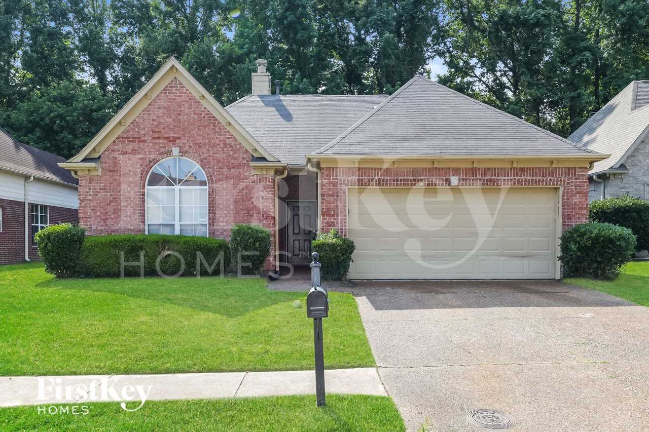 3931 Neyland Valley Dr, Memphis, TN 38135, USA
