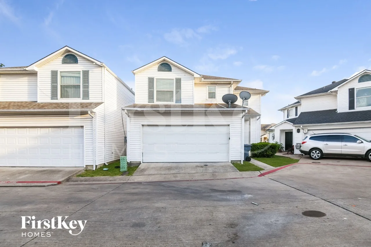 1604 Alcazar Plz, Dallas, TX 75211, USA