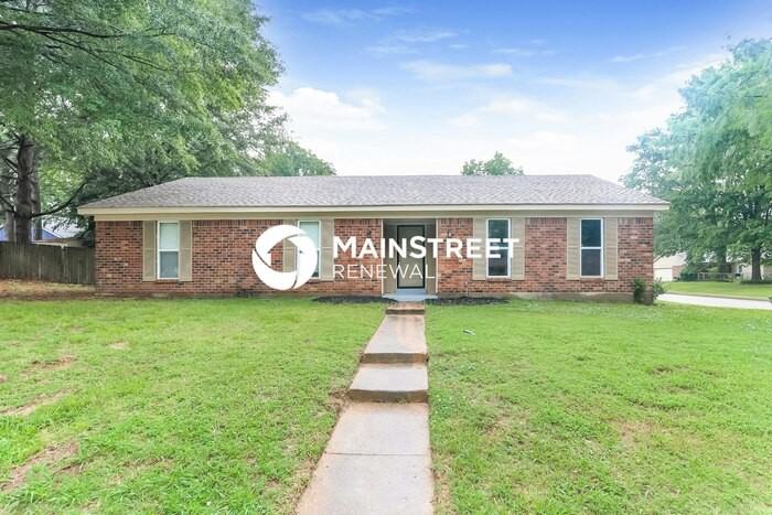 6752 Rockingham Rd, Memphis, TN 38141, USA