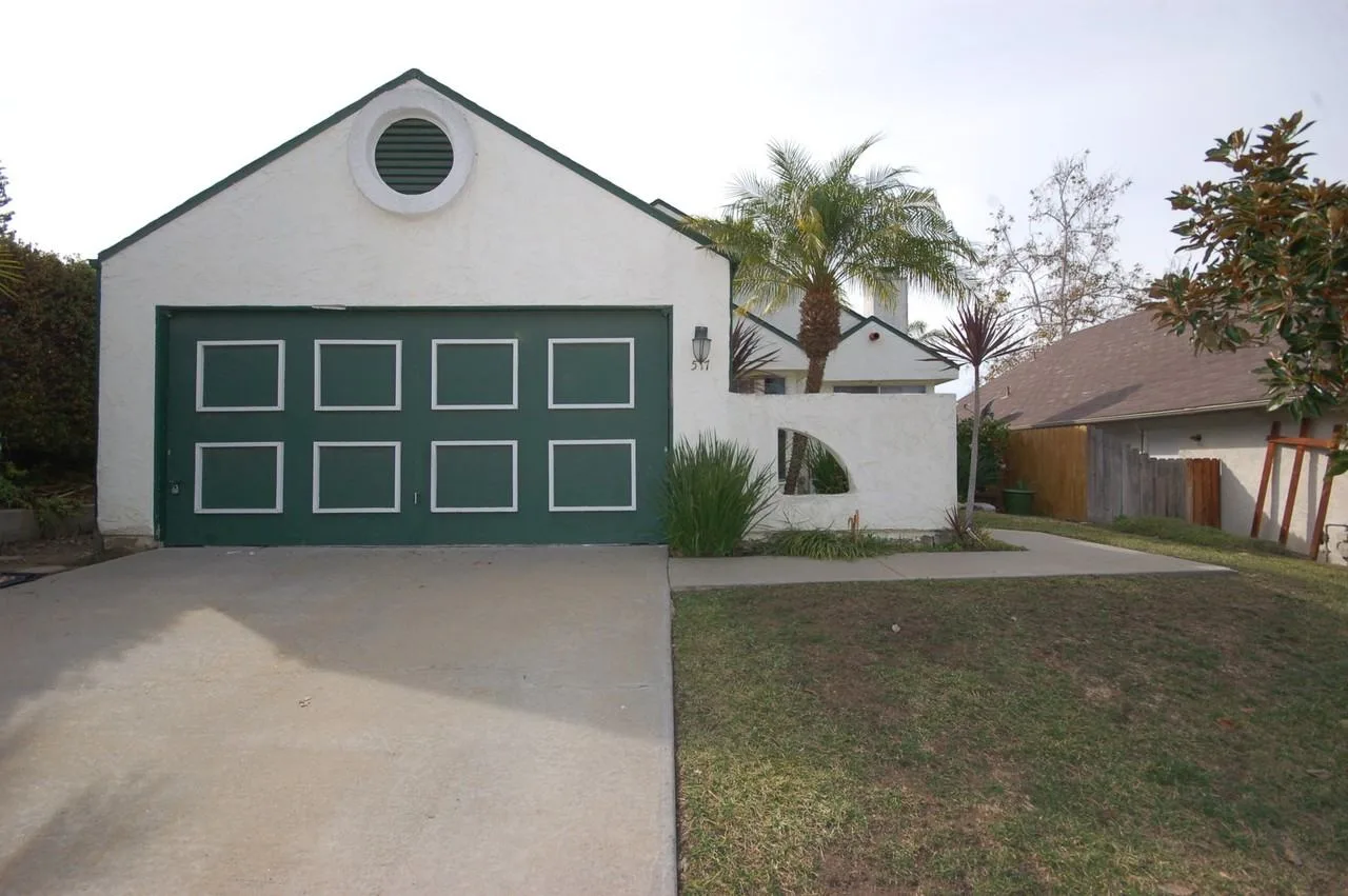 517 Barnett Dr, San Marcos, CA 92069, USA