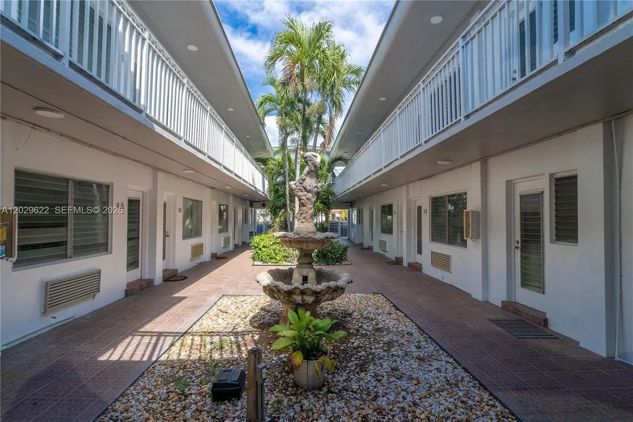 7640 Carlyle Ave, Miami Beach, FL 33141, USA