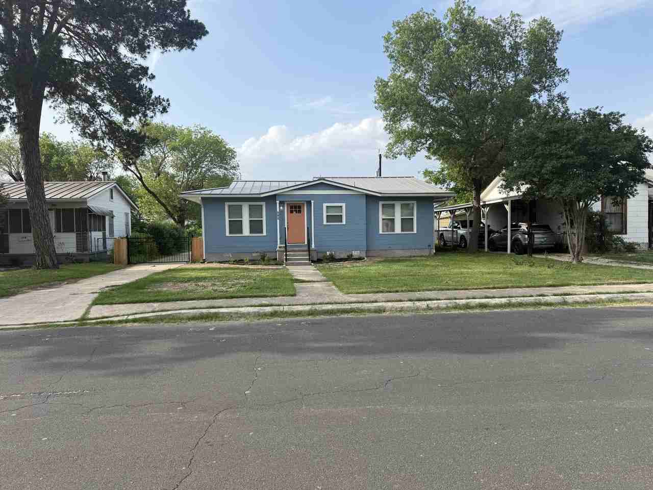 415 W Mariposa Dr, San Antonio, TX 78212, USA